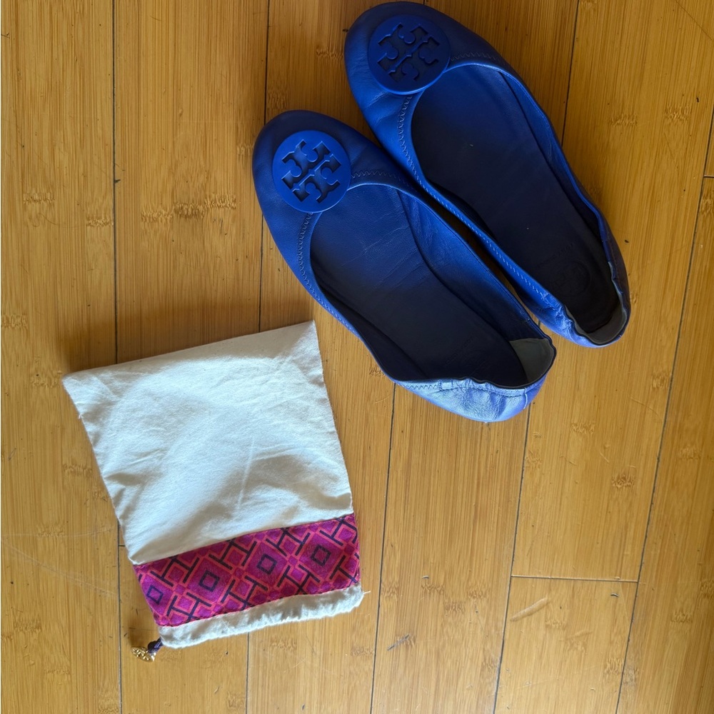 Tory Burch Blue Ballet Flats with Logo